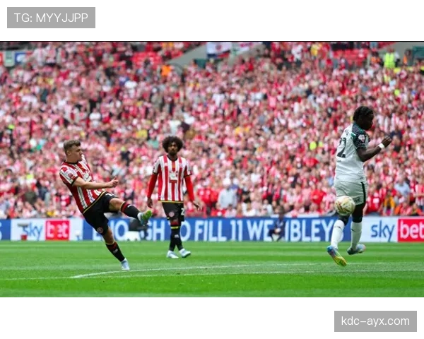 哈默续约稳固军心，英超球队全力备战下赛季冲击更高目标